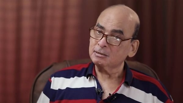 تشييع جنازة الشاعر أمل الطائر من مستشفى البكرى العام والدفن فى الشرقية
