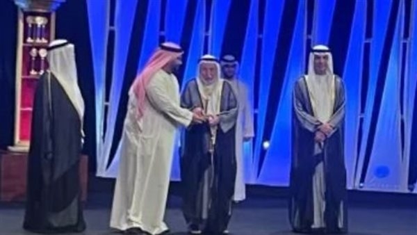 ختام فعاليات الدورة الـ34 لأيام الشارقة المسرحية بحضور حاكم الشارقة