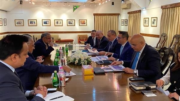 « تي سي آي سنمار» الهندية تعتزم رفع استثماراتها فى مصر لملياري دولار