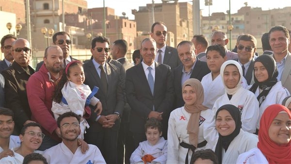 وزير الرياضة ومحافظ أسيوط يتفقدان أعمال تطوير مركز التنمية الشبابية بمنفلوط تمهيدًا لافتتاحه
