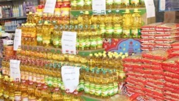 «لتلبية احتياجات المواطنين».. استمرار فتح منافذ المجمعات الاستهلاكية في ثالث أيام العيد