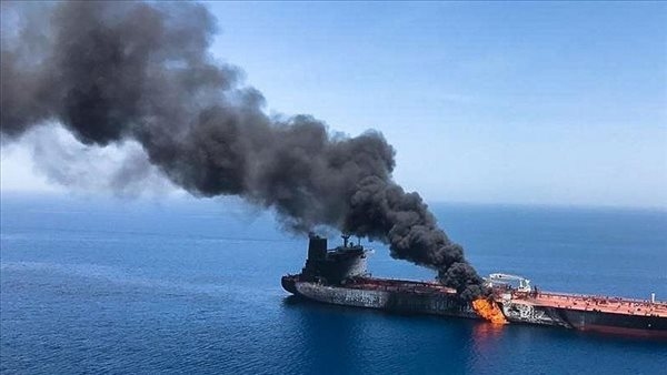 «شركة أمبري»: زورقان مسيَّران استهدفا سفينة «ماجيك سيز» بالبحر الأحمر