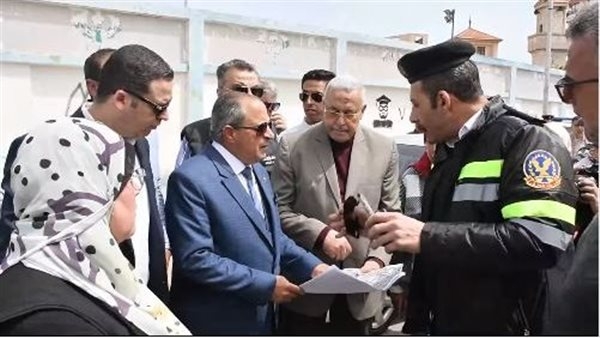 بعد زيادة أسعار الوقود.. محافظ بورسعيد يعتمد تعريفة الركوب الجديدة بالمحافظة