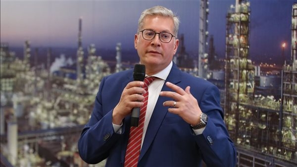 وزير البترول: مجمع البحر المتوسط للبتروكيماويات من المشروعات الكبرى ويتمتع بإمكانيات ضخمة