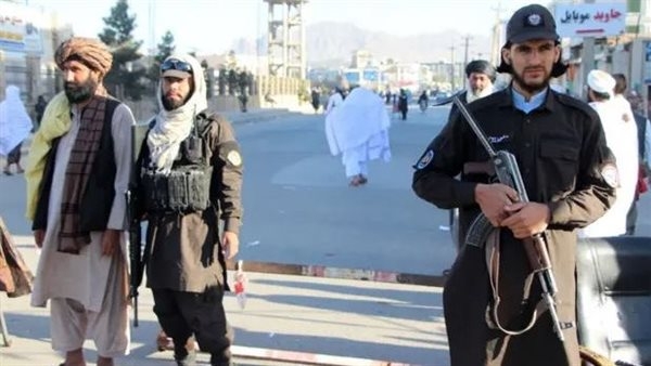 "واشنطن بوست": بقايا الأسلحة الأمريكية في أفغانستان وقعت في أيدي المتشددين بباكستان