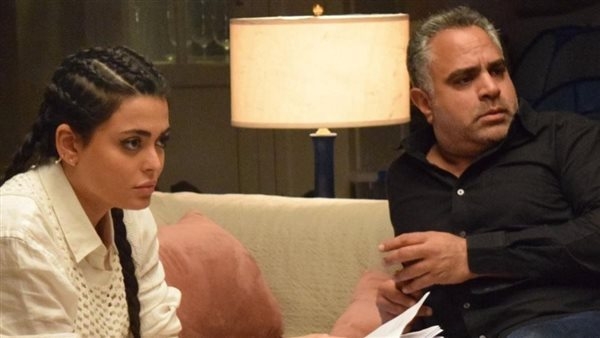 فيلم «إن غاب القط» يجمع أسماء جلال ومحمد شاهين وحمزة دياب