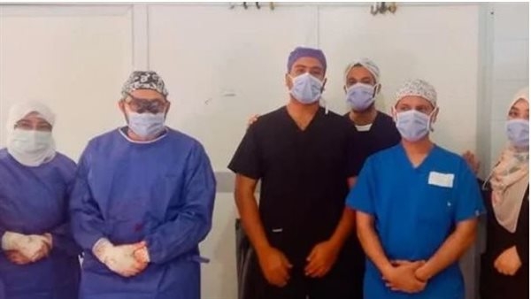 «إنجاز طبي جديد».. نجاح جراحة دقيقة لمريضة مصابة بورم في المخ بمستشفى برج العرب المركزي