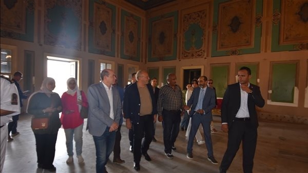 الملك أحمد فؤاد يزور متحف أم كلثوم بالمنيل