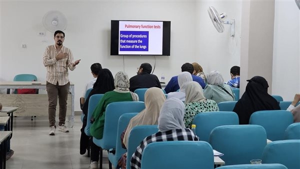 العلاج الطبيعي بصحة الدقهلية تبحث زيادة المترددين بالعيادات الخارجية