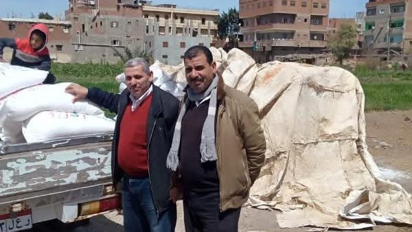 ضبط 3 أطنان ملح طعام مجهول المصدر خلال حملة تموينية في الشرقية