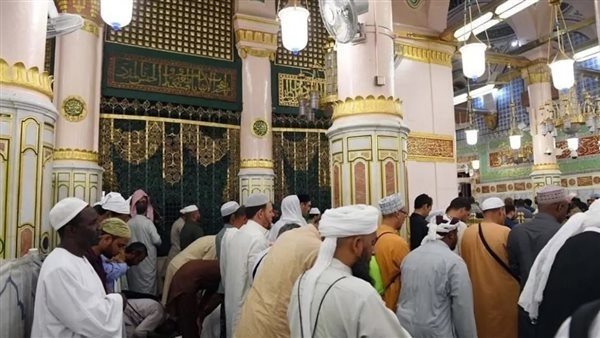 الروضة الشريفة تفتح أبواب الرحمة للحجاج المصريين
