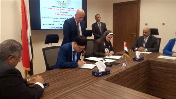 «نقل الكهرباء» تُوقع عقدًا جديدًا لتأمين التغذية الكهربائية الساحل الشمالي