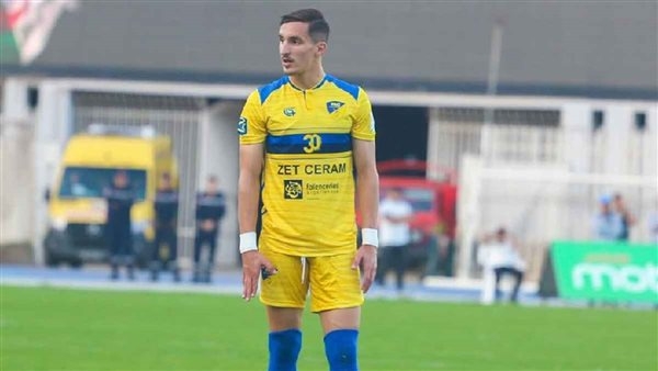 رئيس نادي بارادو الجزائري يكشف حقيقة عودة الزمالك للتفاوض لضم عادل بولبينة