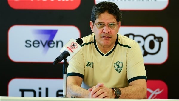 قرار جديد من أيمن الرمادي ضد لاعبي الزمالك بعد نهاية معسكر الإسماعيلية