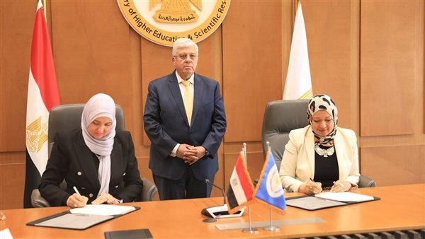 وزير التعليم العالي: تأهيل كوادر مصرية في مجالات الإلكترونيات الدقيقة والطاقة المتجددة