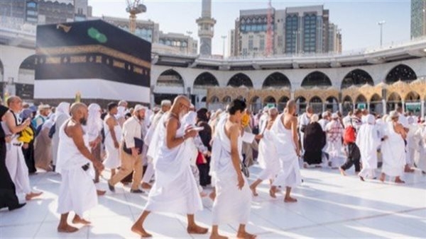 عالم أزهري يوضح أسرار الإحرام والطواف: رحلة للتحرر من الدنيا