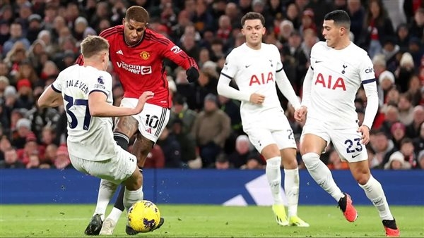 صراع انجليزي على لقب الدوري الأوروبي بين مانشستر يونايتد وتوتنهام