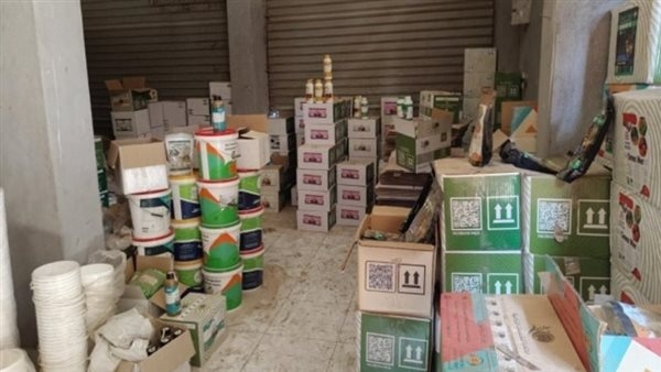ضبط نحو 8 أطنان أغذية فاسدة وغلق 4 منشآت مخالفة بالشرقية