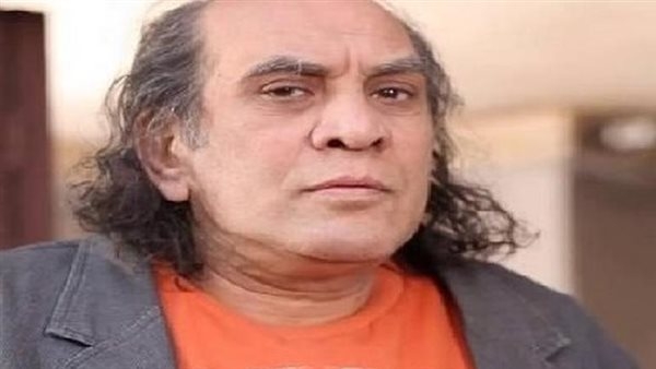 2 مليون جنيه تضع منير مكرم في صدارة التريند.. سر «شنطة الفلوس»