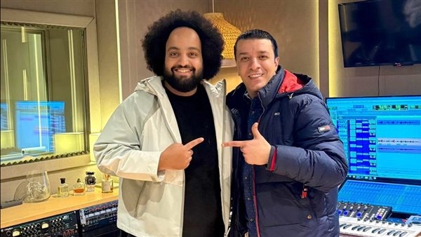 مصطفى كامل يجدد تعاونه مع عمرو الخضري بعد أغنية «قولولي مبروك»