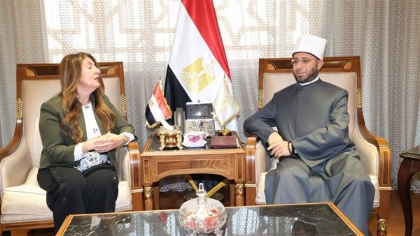السفيرة الأمريكية بالقاهرة لوزير الأوقاف: مصر قلب الإسلام المعتدل ودورها لا غنى عنه