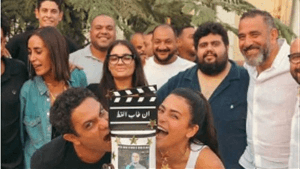 أسرة "إن غاب القط" تحصل على إجازة من التصوير
