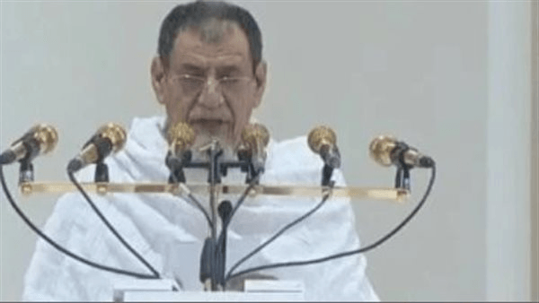 اللهم أشبع جائعهم واكفهم شر أعدائهم.. دعاء خطيب عرفة للفلسطينيين
