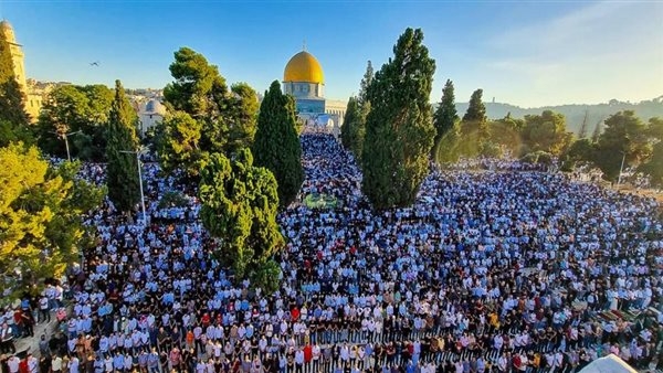 الاحتلال الإسرائيلي يمنع الفلسطينيين من أداء صلاة الجمعة بالمسجد الأقصى