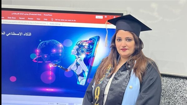موظفة بالسكة الحديد تحصل على الماجستير حول «الإعلام الرقمي وأمن المعلومات» بـ«إعلام القاهرة»