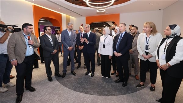 وزير الاتصالات: تشجيع الاستثمار في خدمات التعهيد لتعظيم الصادرات الرقمية