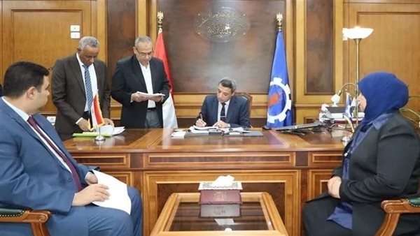 ننشر أسماء أوائل الشهادة الإعدادية محافظة السويس