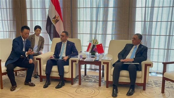 وزير الاستثمار يستعرض مع شركات صينية فرص ومقومات الاستثمار بالسوق المصري