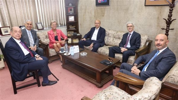 سفيرة الاتحاد الأوروبي تبحث مع رجال الأعمال المصريين تعزيز الشراكة الاقتصادية