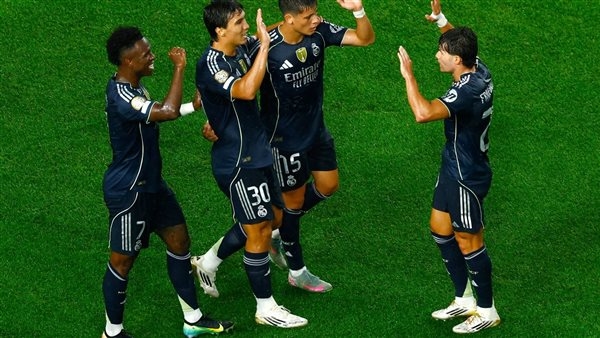 ريال مدريد يكتسح سالزبورج بثلاثية ويتأهل لدور الـ 16 بكأس العالم للأندية