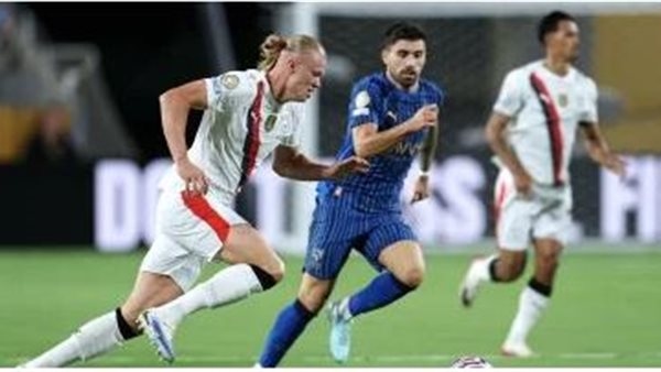 انتهاء مباراة مانشستر سيتي والهلال بالتعادل 2-2 ولجوء الفريقين لوقت إضافي