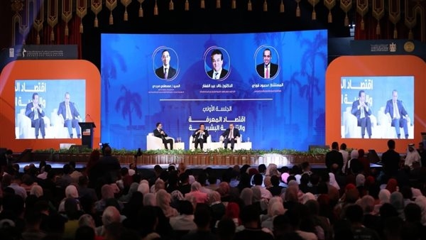 وزير الصحة والسكان: الرئيس السيسي يولي اهتمامًا كبيرًا بملف التنمية البشرية ويؤمن بأهمية الاستثمار لبناء الانسان