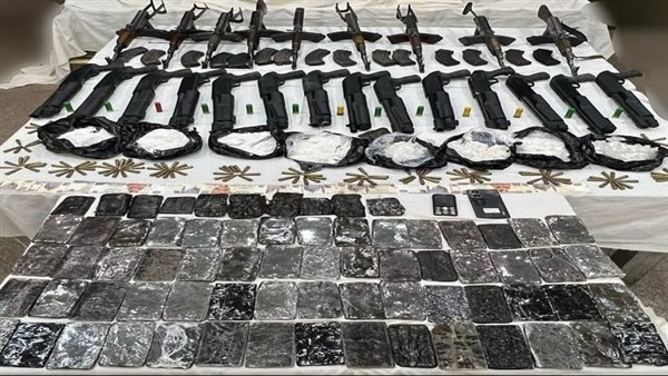 مصرع عنصرين شديدي الخطورة من تجار المخدرات والأسلحة عقب تبادل إطلاق النيران مع القوات بأسيوط