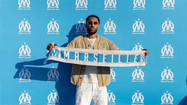 أولمبيك مارسيليا يعلن التعاقد مع أوباميانج
