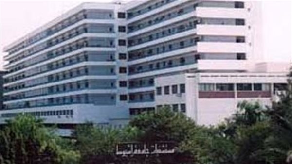 فريق طبي بمستشفى جامعة أسيوط ينجح في إنقاذ حياة مريض أصيب بمنشار كهربائي بالرقبة