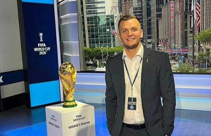 رياضة : القبض على مسؤول في «الفيفا» لسبب صادم