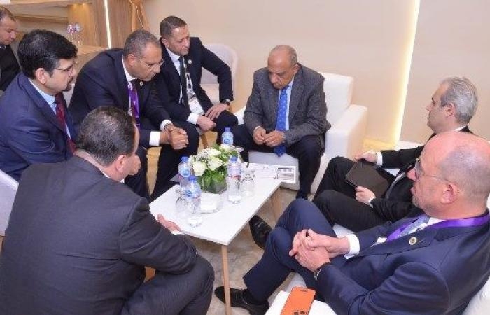 أخبار مصر : بالتعاون مع سيمنس.. الكهرباء تعلن إقامة محطة طاقة رياح بقدرة 500 ميجاوات