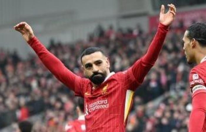 رياضة عالمية : "لا يتوقف عن العمل".. محمد صلاح حديث صحف إنجلترا بعد تألقه مع ليفربول