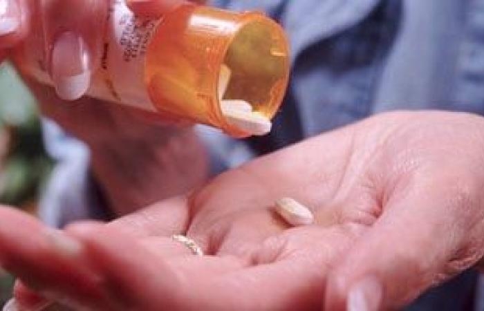 صحة وطب : هل تفرط فى تناول الأسبرين؟.. تعرف على المخاطر وما يجب فعله