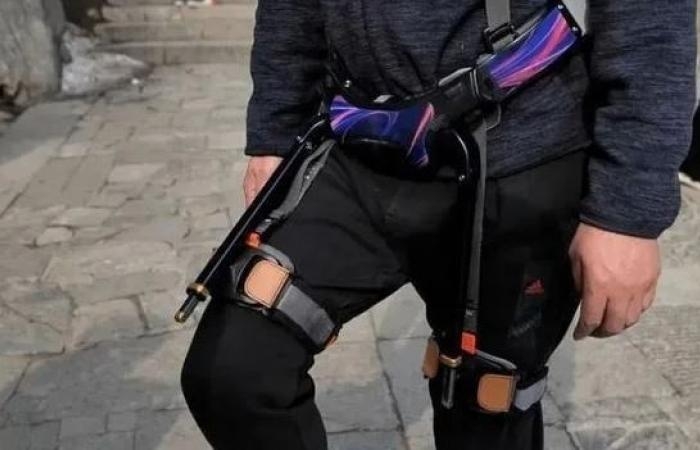 أخبار التكنولوجيا : شركة تبتكر هياكل خارجية لمساعدة السياح فى تسلق جبل "تاي" المقدس.. فيديو