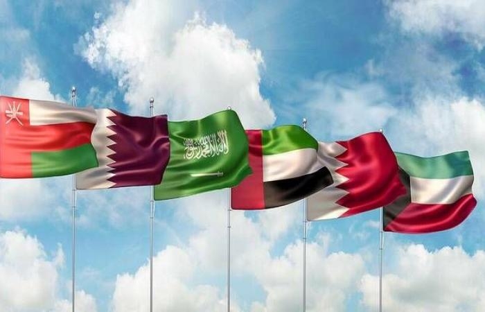إقتصاد : تشكيل فريق مختص بمراجعة وتحديث الاستراتيجية البترولية لدول الخليج