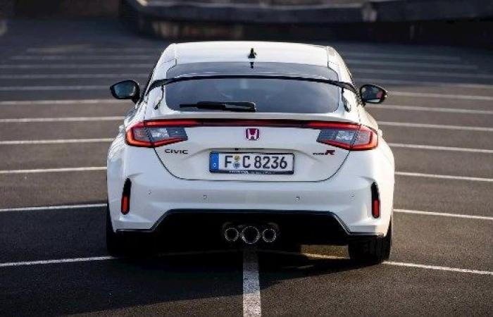أخبار مصر : الكشف عن هوندا سيفيك TYPE-R الجديدة .. صور