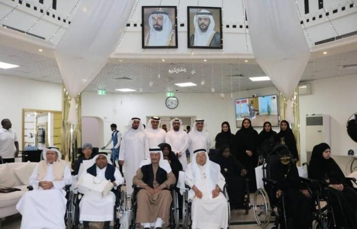 أخبار العالم : «استشاري الشارقة» يُدخل البهجة على نزلاء دار رعاية المسنين