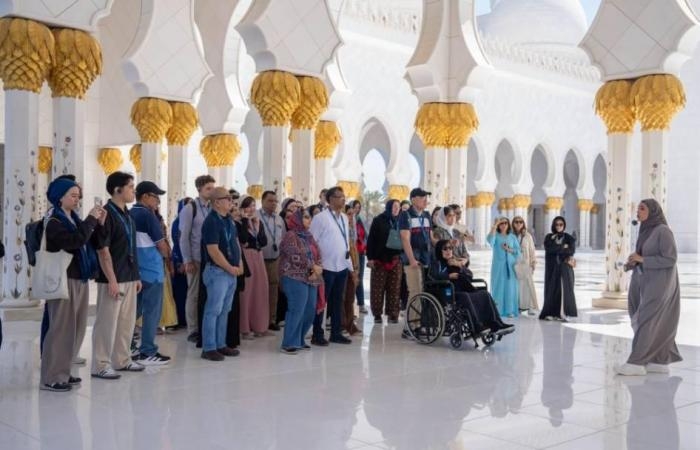 أخبار العالم : جامع الشيخ زايد في أبوظبي يستعد لاستقبال الزوار في عيد الفطر