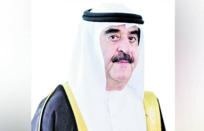 أخبار العالم : حاكم أم القيوين يستقبل المعزين بوفاة حصة بنت حميد الشامسي