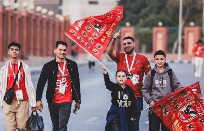 أخبار مصر : من كل مكان جايين.. توافد الجماهير على استاد القاهرة لمساندة الأهلي أمام الهلال